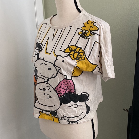 Peanuts Cropped T-shirt - Picture 7 of 9